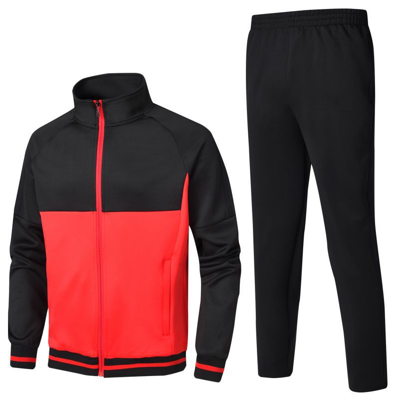 China Custom Winter Polyester Fitted Blank Soccer Tracksuit Slim Fit